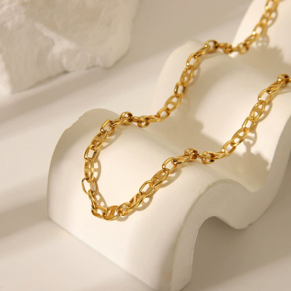 Wholesale Fashion Trend Stainless Steel Jewelry Suit With Handmade Chain And Pvd Furnace Real Gold Electroplating Joker Japanese Word Necklace And Non Fading Bracelet