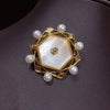 Wholesale Fashion Women's Geometric Copper Natural Freshwater Pearl Sea Shell Corsage Pin Multibead Brooch