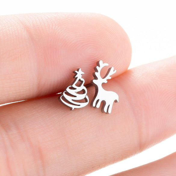 Wholesale Fashion Women's Stainless Steel Asymmetric Earrings With Elk And Christmas Tree Patterns Electroplated