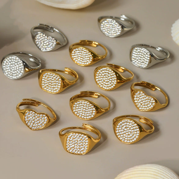 Wholesale Fashionable Casual Opening Love Ring In Stainless Steel With Heart Shape And Geometric Pattern Electroplated 18K Gold For Women
