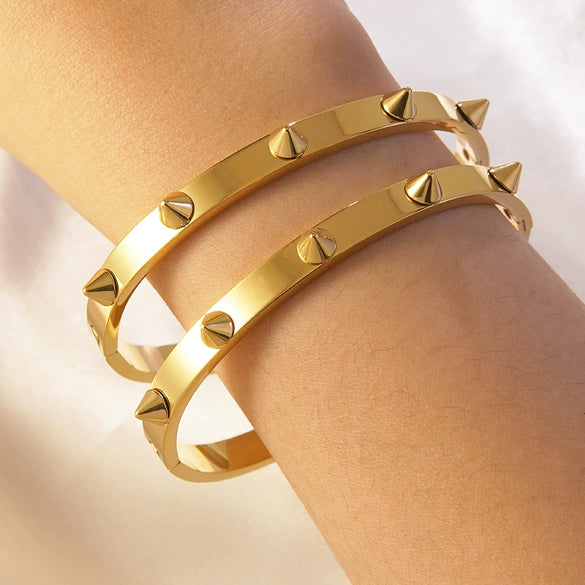 Wholesale Fashionable Geometric 18K Goldplated Stainless Steel Rivet Bracelets Highend Jewelry Accessories