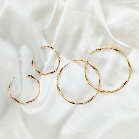 Wholesale Fashionable Light Luxury Niche Temperament Big Ring Earrings Copper Geometric Gold Inlaid