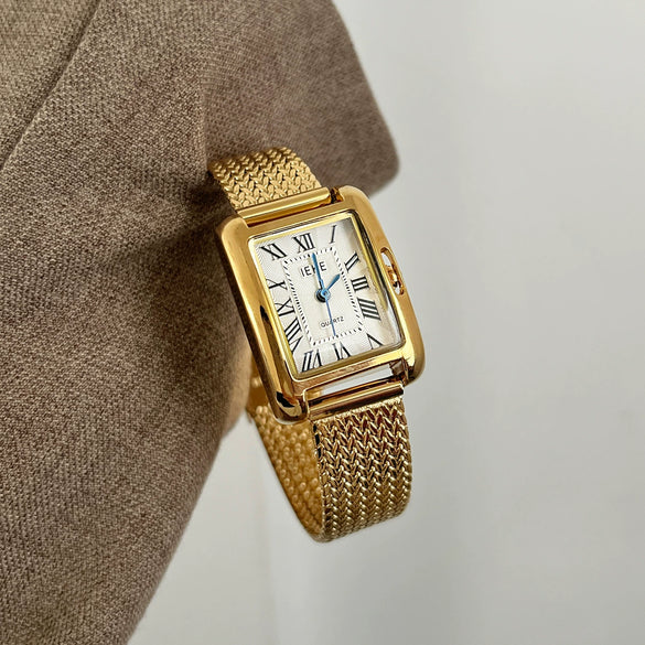 Wholesale Fashionable Rectangular Metal And Stainless Steel Chain Watch With Roman Scale And Printed Logo