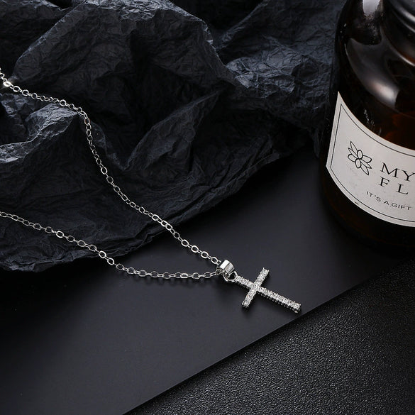 Wholesale Fashionable Rhinestone Necklace For Women With Geometric Pattern Made Of Alloy And Velvet Belt Electroplated