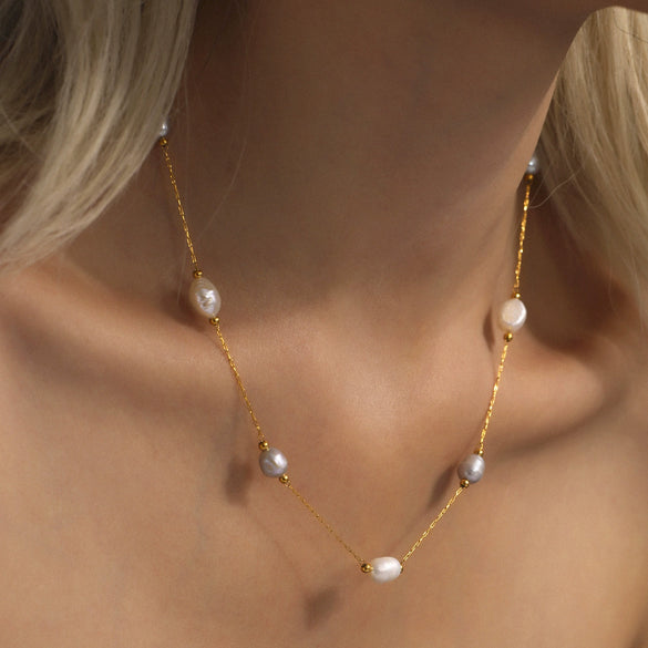 Wholesale Fashionable Simple Temperament Clavicle Necklace With Natural Freshwater Pearl And Geometric Shape Made Of Stainless Steel And Titanium Steel Electroplated