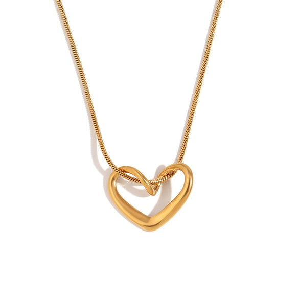 Wholesale Fashionable Stainless Steel Necklace With 18K Gold Plated Snake Chain And Simple Peach Heart Pendant Electroplated Design