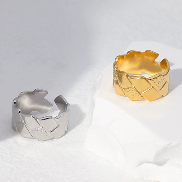 Wholesale Fashionable Unisex Geometric Stainless Steel Electroplated Open Rings