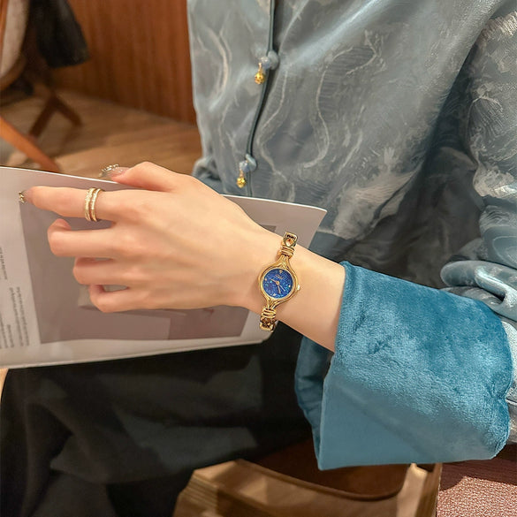 Wholesale Female Bracelet Watch Alloy Mineral Reinforced Glass Mirror Round Medieval Style