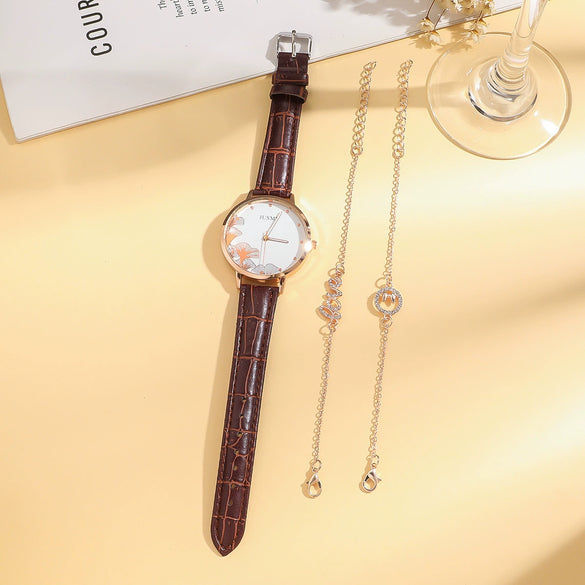 Wholesale Female Medieval Retro Gift Set With Alloy Belt Watch And Bracelet Oval Dial