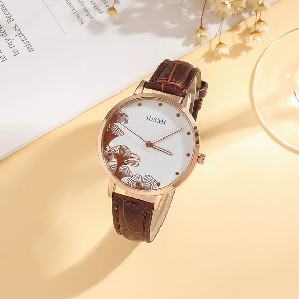 Wholesale Female Medieval Retro Gift Set With Alloy Belt Watch And Bracelet Oval Dial
