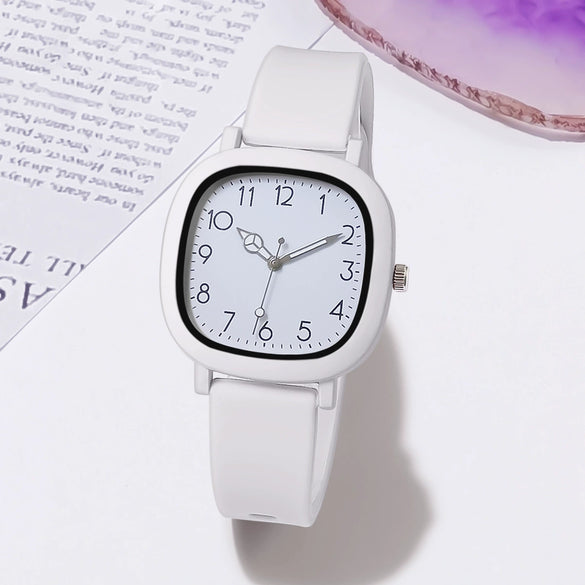 Wholesale Female Watch Alloy Case Silicone Strap Square Dial Retro Preppy Style Casual