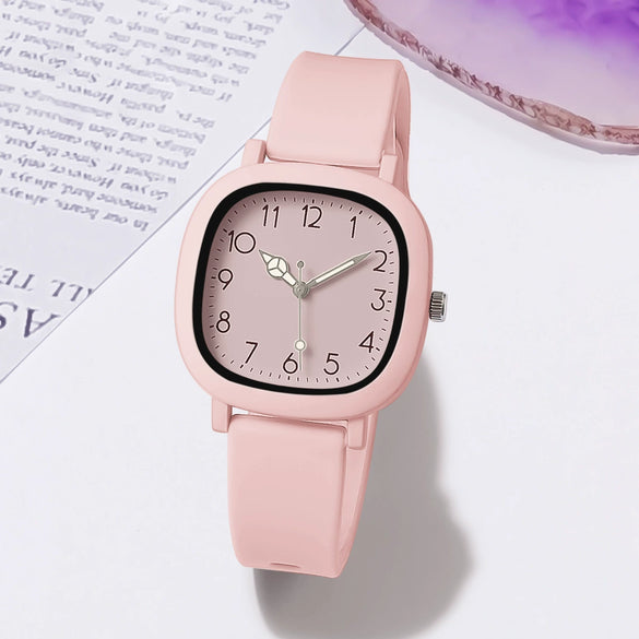 Wholesale Female Watch Alloy Case Silicone Strap Square Dial Retro Preppy Style Casual