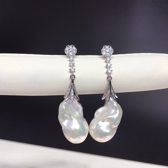Wholesale Fishtail Baroque Natural Freshwater Pearl Earrings For Women Alloy Inlaid With Gemstones