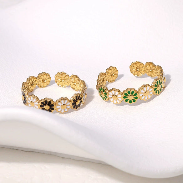 Wholesale Flower Stainless Steel Open Ring With Daisy Design And Electroplating Treatment For Women