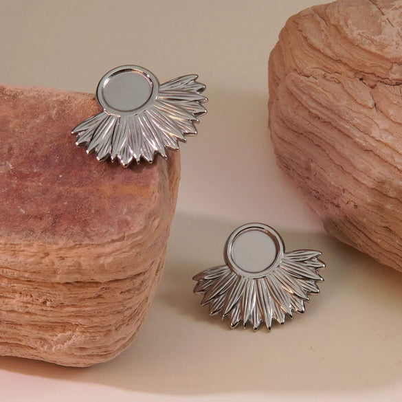 Wholesale French Retro Light Luxury Niche Stainless Steel Fanshaped Irregular Round Medieval Style Geometric Earrings With Stamping Process