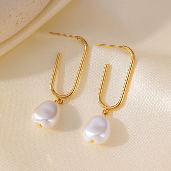 Wholesale French Retro Natural Minimalist Geometric Titanium Steel Electroplated Freshwater Pearl Earrings For Women