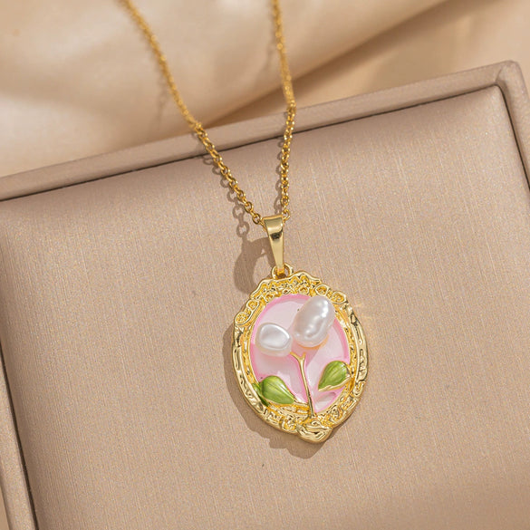 Wholesale French Retro Oil Dropping Baroque Freshwater Pearl Light Luxury Enamel Painted Flower Pendant Necklace In Copper With Geometric Shape And Dripping Oil Process
