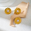 Wholesale French Retro Stainless Steel Flower Pearl Ear Studs For Women With Electroplating
