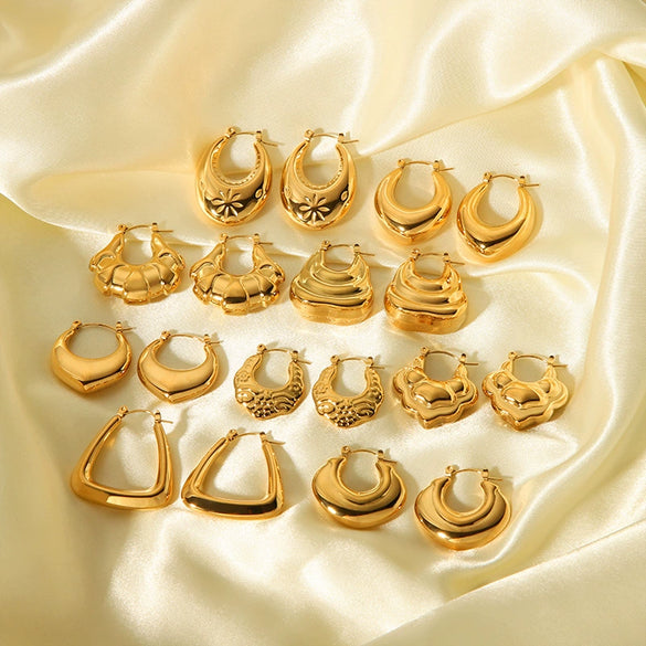 Wholesale French Retro Stainless Steel Heart Shaped Love Earrings With Vacuum Real Gold Electroplating In Pvd Furnace For Women