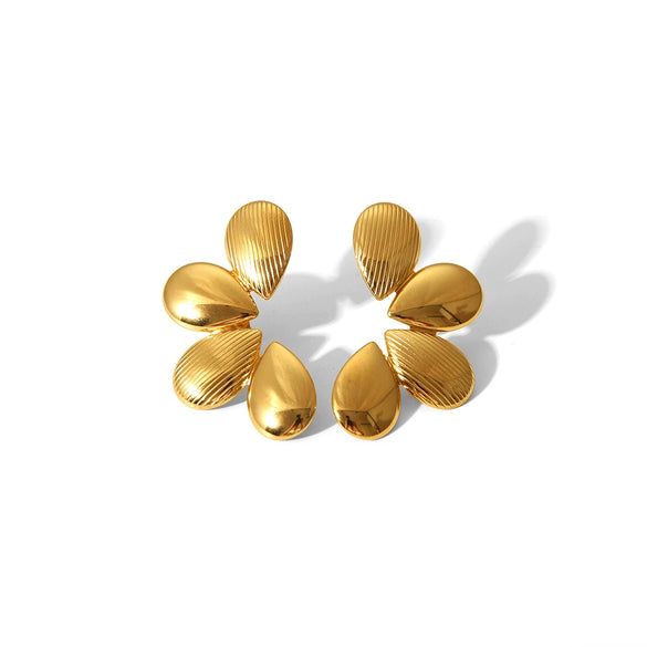 Wholesale French Retro Striped Flower Stud Earrings In Stainless Steel With Pvd Furnace Real Gold Electroplating For Women