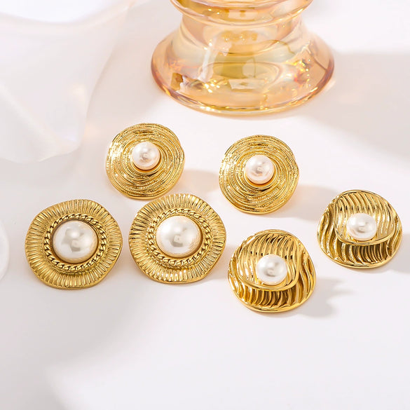 Wholesale French Retro Style Pleated Inlaid Pearl Earrings For Women Titanium Steel With 18K Vacuum Plating In Furnace And Electroplating