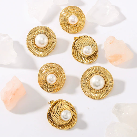 Wholesale French Retro Style Pleated Inlaid Pearl Earrings For Women Titanium Steel With 18K Vacuum Plating In Furnace And Electroplating
