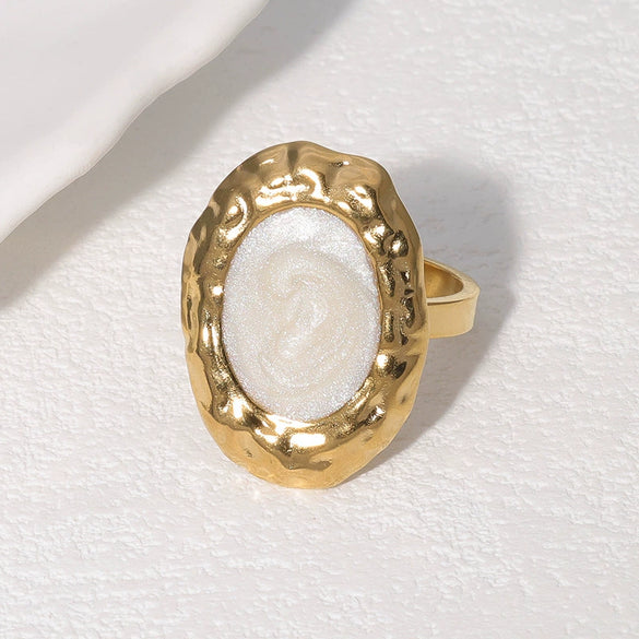 Wholesale French Retro Style Round Women's Stainless Steel Oil Dripping Ring With Geometric Pattern And Electroplating