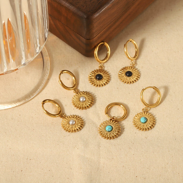 Wholesale French Retro Style Stainless Steel Sunflower Earrings For Women With Electroplating