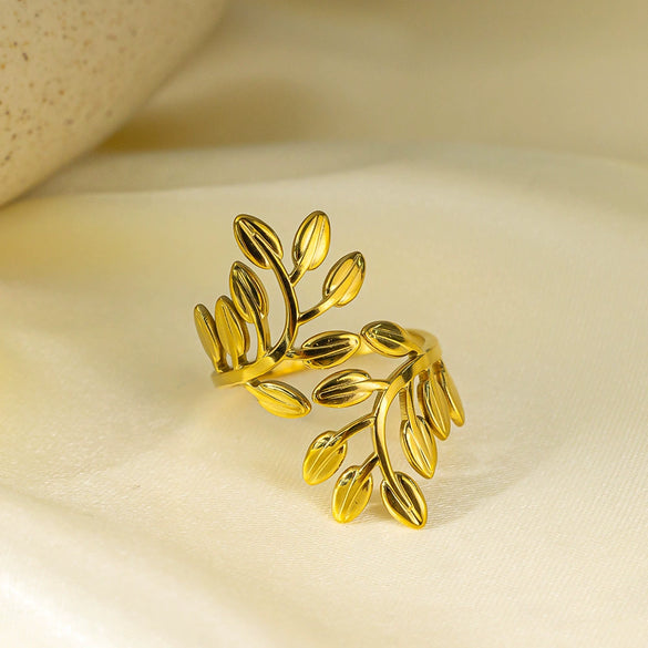 Wholesale Fresh Leaf Pattern Titanium Steel Electroplated Ring For Women