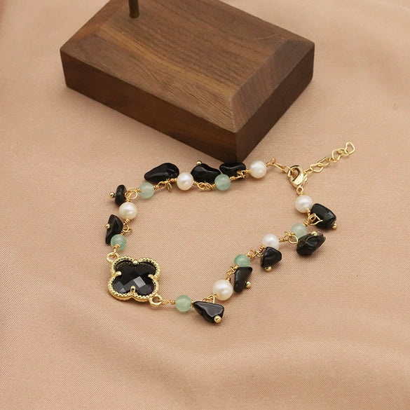 Wholesale Freshwater Pearl Bracelet Retro Elegant Black Clover 18K Gold