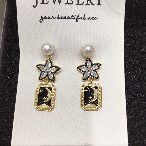 Wholesale Freshwater Pearl Earrings Alloy Inlaid With Artificial And Semiprecious Gemstones Retro Star And Moon Square Feminine Style