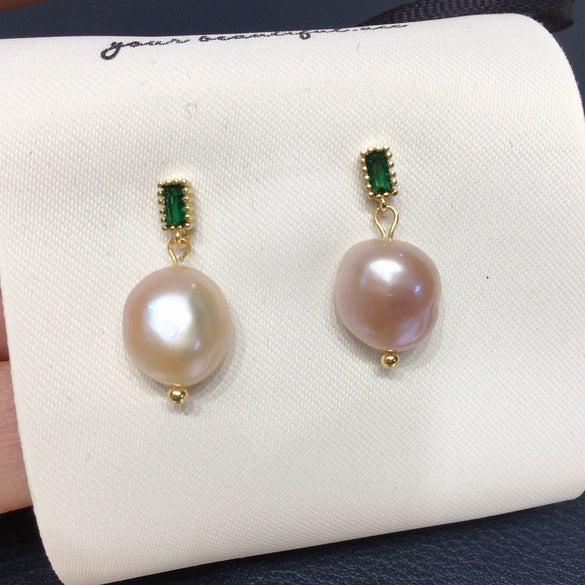 Wholesale Freshwater Pearl Earrings Alloy Inlaid With Artificial And Semiprecious Stones Alien Shape Retro Style For Women