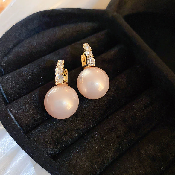 Wholesale Freshwater Pearl Flower Earrings With Real Gold Electroplated Silver Needles Set With Pearls For Women