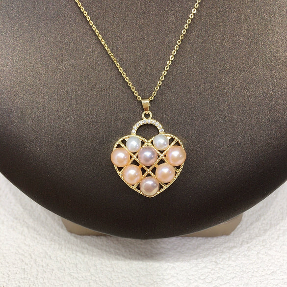 Wholesale Freshwater Pearl Necklace With Heart Pendant Copper Fashion Minimalist Style Flat Round And Bun Round Pearls