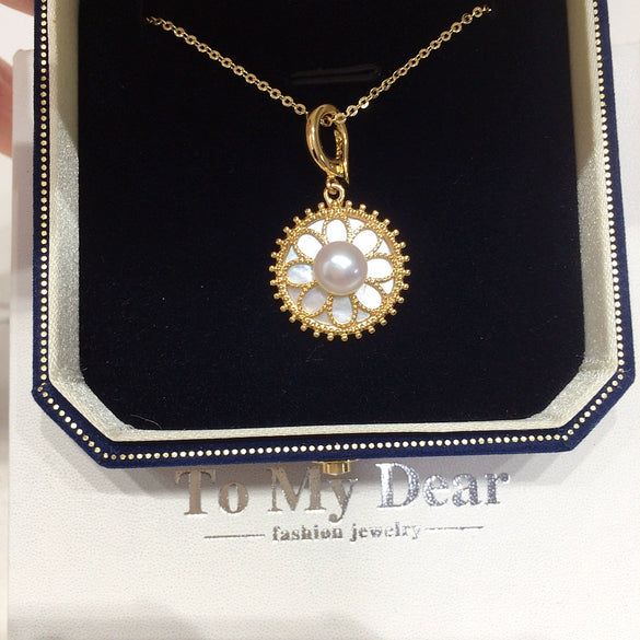 Wholesale Freshwater Pearl Necklace With Sea Shell Universal Buckle Copper Pendant In Fashion Ol Minimalist Style Flat Round And Bun Round Shapes
