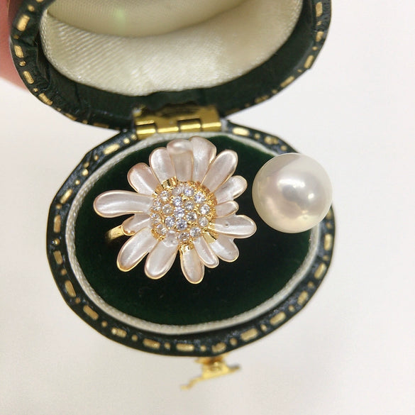 Wholesale Freshwater Pearl Pendant Earrings With Sunflower Design