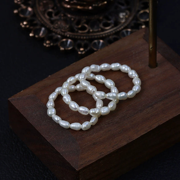 Wholesale Freshwater Pearl Ring Minimalist Unisex Design With Special Shape And Thread Accessory