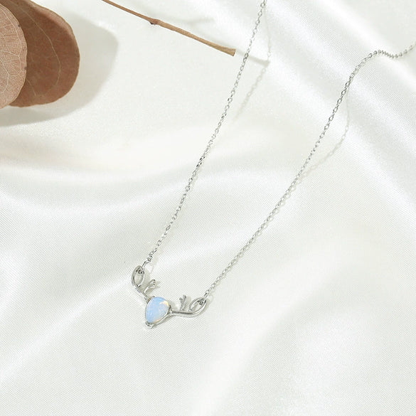 Wholesale Geometric Alloy Pendant Necklace With Snake Bone Chain For Women