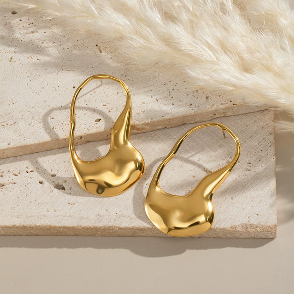 Wholesale Geometric Asymmetrical Stainless Steel Earrings For Girls With Electroplating Design