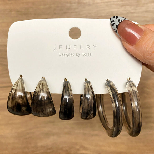 Wholesale Geometric Circle Earrings With Creative Butterfly Love Pendant Crystal Alloy Resin Acrylic Micro Inlay