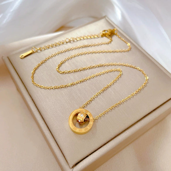 Wholesale Geometric Diamond Design Titanium Steel Rotating Ring Pendant Short Clavicle Chain