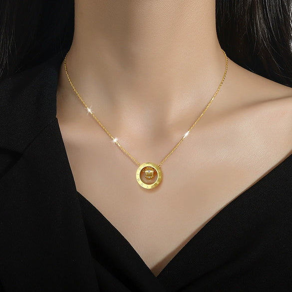 Wholesale Geometric Diamond Design Titanium Steel Rotating Ring Pendant Short Clavicle Chain