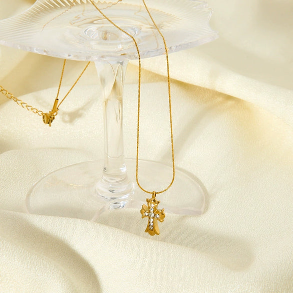 Wholesale Geometric Diamond Encrusted Cross Pendant Stainless Steel 18K Gold Plated Necklace For Women