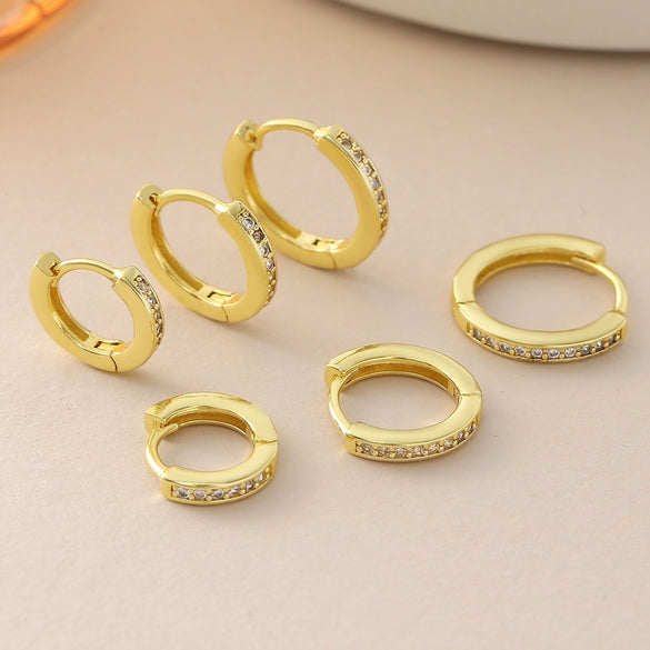 Wholesale Geometric Diamondstudded Round Earrings Copper 18K Gold Plated Unisex