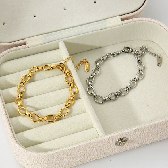 Wholesale Geometric Electroplated Stainless Steel Oval Chain Cross Buckle Unisex Women's Bracelet