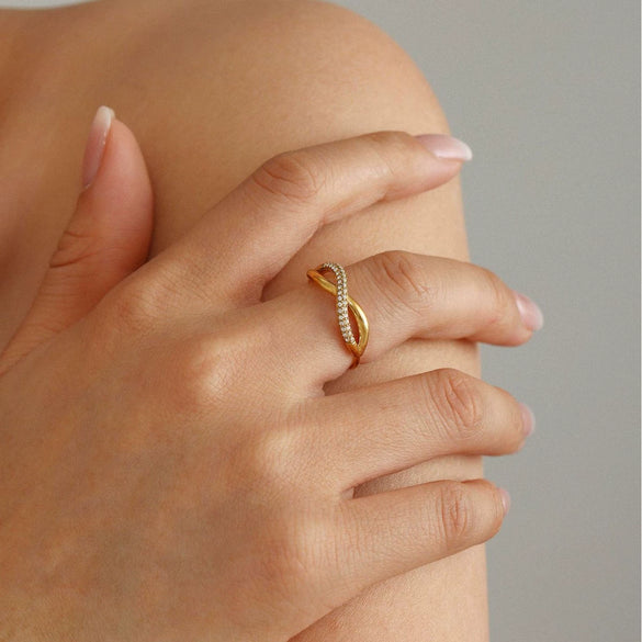 Wholesale Geometric Goldplated Stainless Steel And Zircon Micro Inlay Adjustable Ring For Unisex