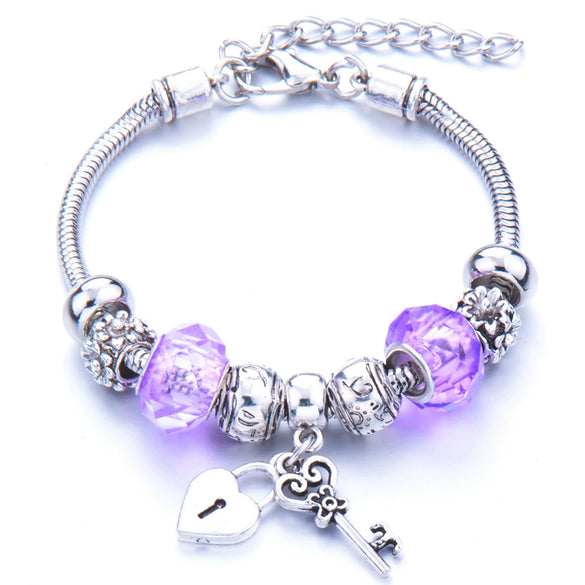 Wholesale Geometric Handmade Alloy Beaded Bracelet With Crown Pendant And Lobster Buckle For Couples