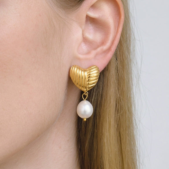 Wholesale Geometric Heart Freshwater Pearl Pendant Stainless Steel 18K Gold Electroplated Earrings For Women