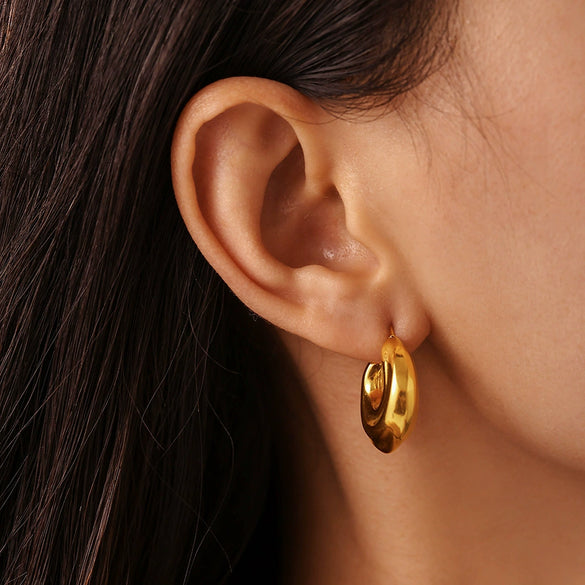 Wholesale Geometric Hollow Stainless Steel 18K Gold Plated Women's Earrings