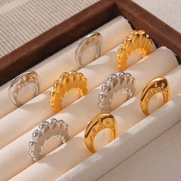 Wholesale Geometric 18K Gold Plated Titanium Steel Twist Earrings For Women